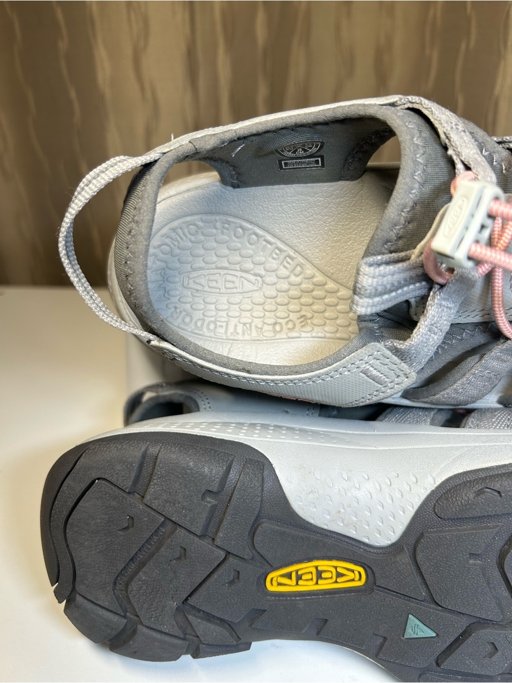 Keen Astoria West Sandal Women's 9 Gray Coral 1023589 Water Kayak Watersports - Picture 13 of 16